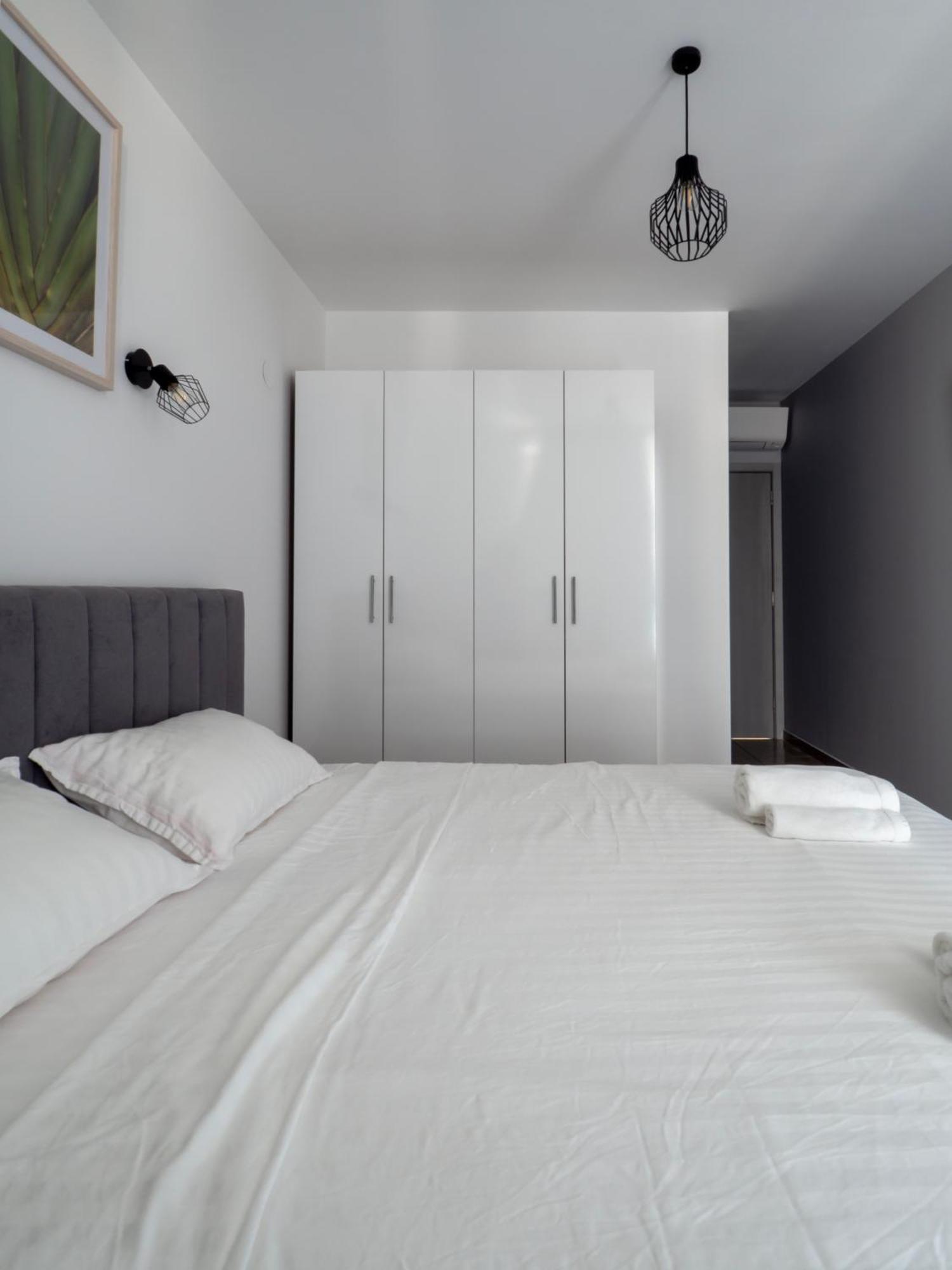 Vertigo2 Huge Apartment 2 Bedrooms Balcony Parking صوفيا المظهر الخارجي الصورة